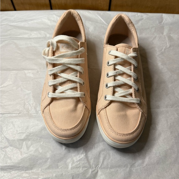 Keds Peach Canvas Sneakers - Picture 1 of 4